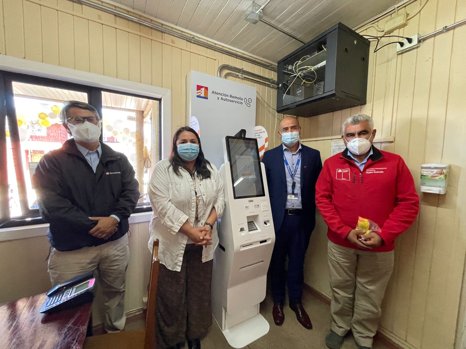 Lee más sobre el artículo MUNICIPIO DE CURACO DE VÉLEZ Y BANCOESTADO INAUGURAN TÓTEM DE ATENCIÓN REMOTA Y AUTOSERVICIO PARA LA COMUNIDAD