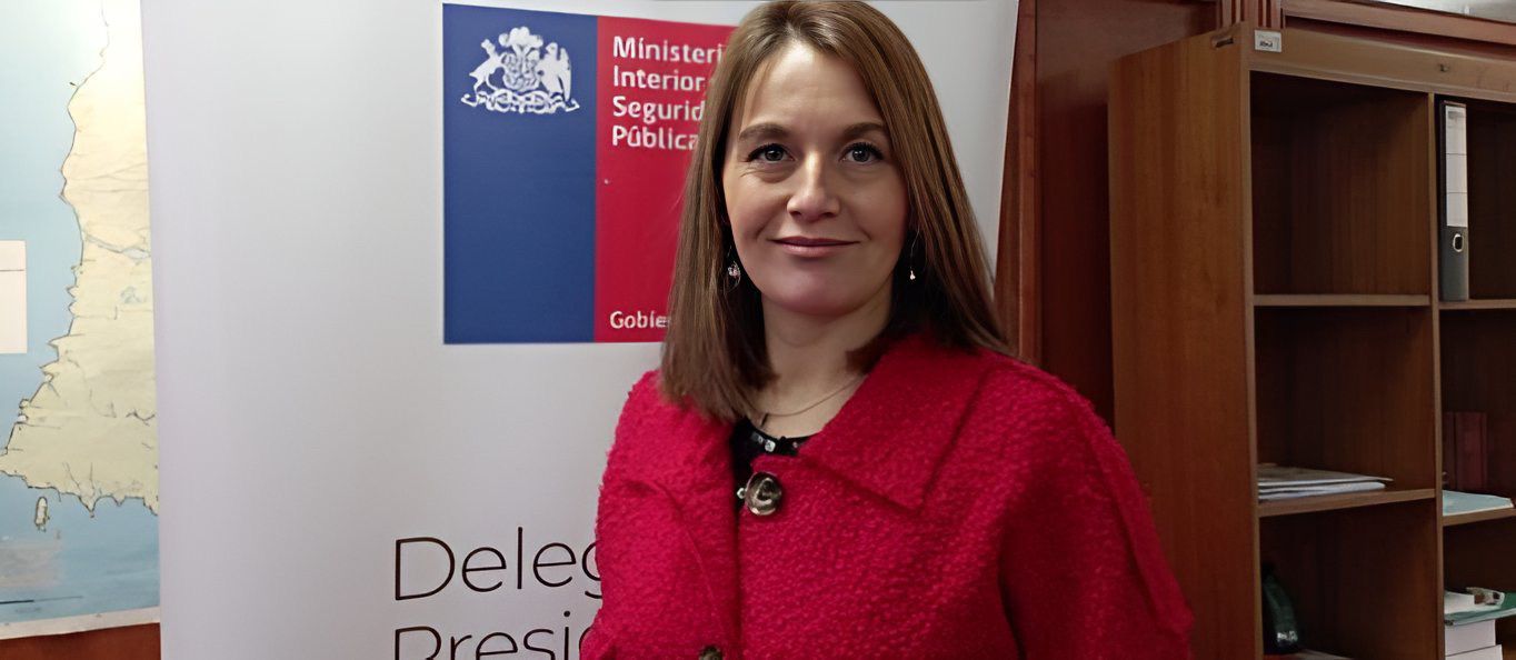 Lee más sobre el artículo LA PROFESORA ANCUDITANA LORENA ROMERO ES LA NUEVA JEFA PROVINCIAL DEL DEPARTAMENTO DE EDUCACIÓN.