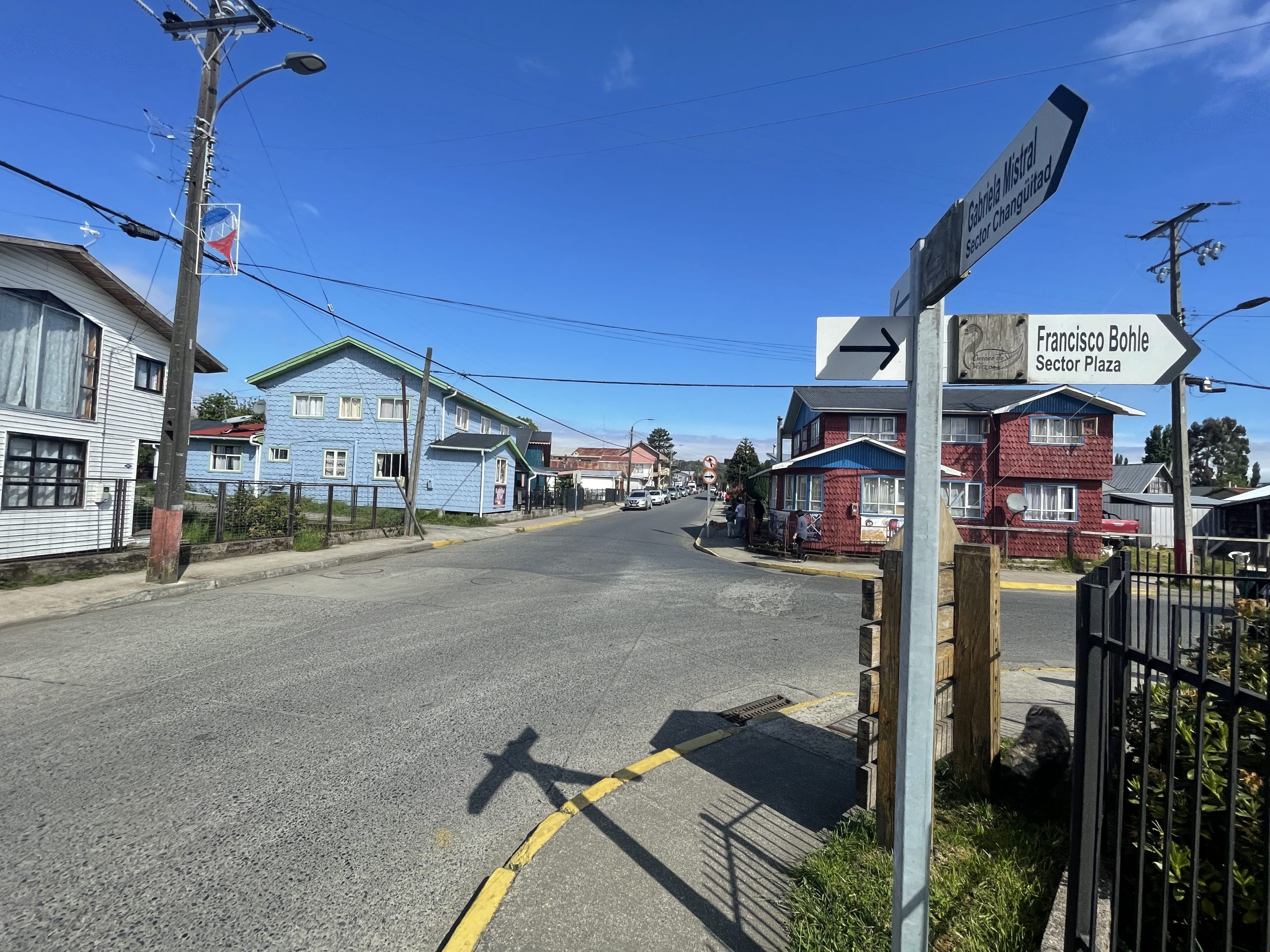 Lee más sobre el artículo CURACO DE VÉLEZ CONTARÁ CON NUEVA SEÑALÉTICA DE TRÁNSITO Y DEMARCACIÓN VIAL