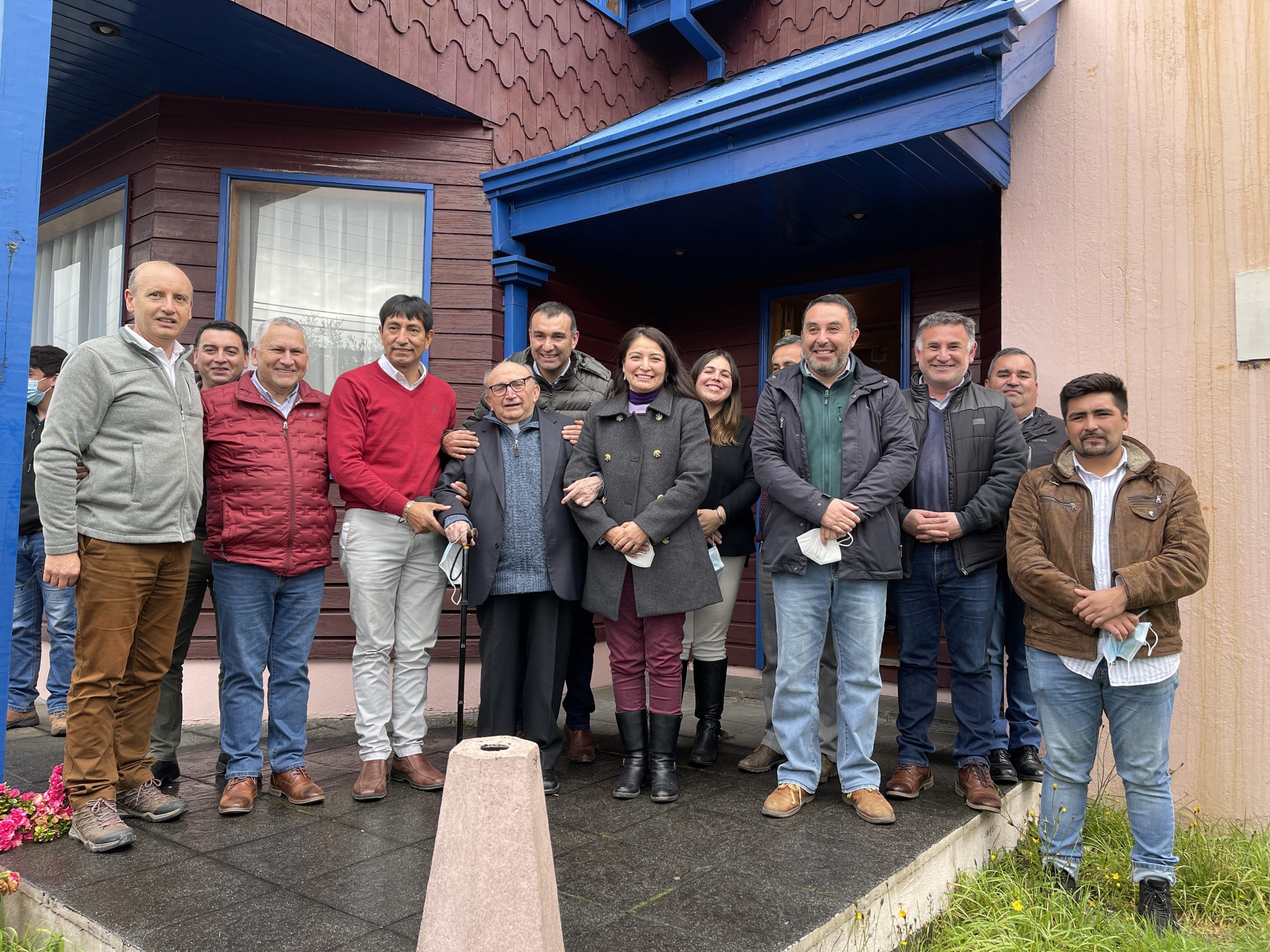 Lee más sobre el artículo ALCALDES DE LA PROVINCIA DE CHILOÉ SE REUNIERON EN LA COMUNA DE DALCAHUE