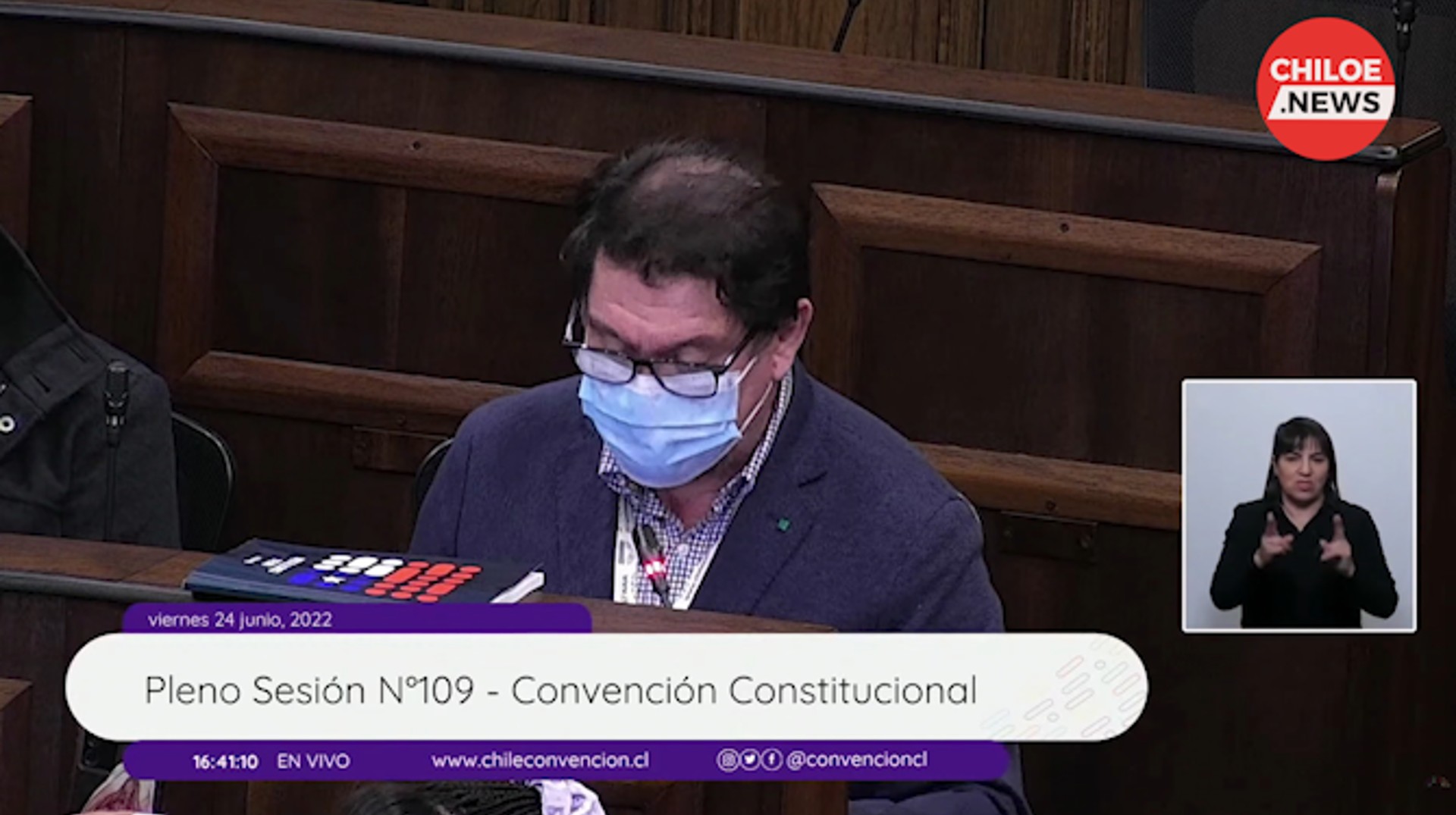 Lee más sobre el artículo JULIO ALVAREZ EN PICADA CONTRA GOBERNADOR VALLESPIN Y LOS SENADORES KUSCHEL Y FIDEL ESPINOZA POR NEGARSE A APOYAR CHILOÉ REGIÓN
