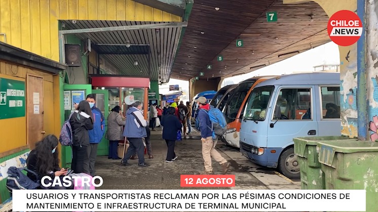 Lee más sobre el artículo PÉSIMAS CONDICIONES DEL TERMINAL MUNICIPAL DE CASTRO: Usuarios y transportistas reclaman falta de mantenimiento y problemas de infraestructura.