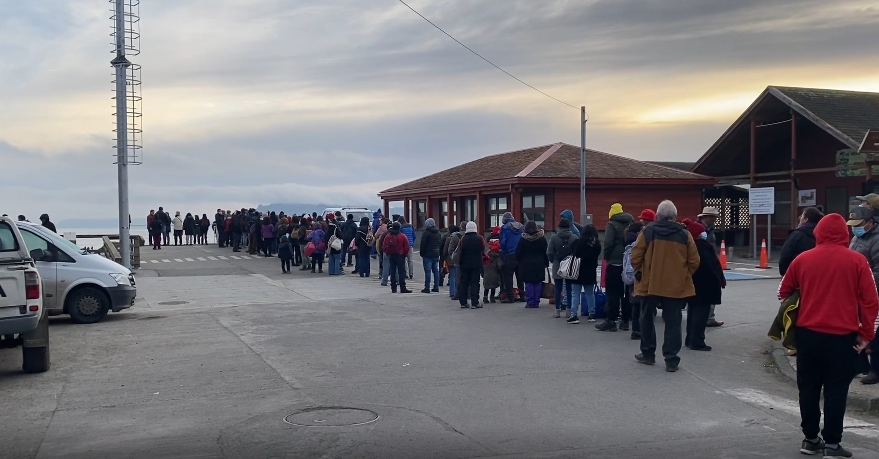 Lee más sobre el artículo Gran cantidad de personas llegan a la isla Caguach a esta hora para celebrar el retorno de la Fiesta del Nazareno.