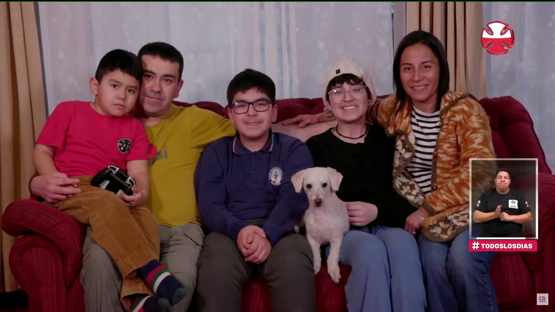 Lee más sobre el artículo <a href="https://www.facebook.com/hashtag/telet%C3%B3n2022?__eep__=6&__cft__[0]=AZWzIQGaJIW1SHap0GP7m4G0WgpUmkMAGg2RuEdL5o4EMBdvfG_1CbCyCTpNzuZ9ceCtt-QkAeVk6y1jnP3-YVL5AXiOGceRh90motwZD1yBytXwWAAj6VnpnTXu_wMBxIE_sA1JoPgM3H7CmzL_pwx0gl1jqbZMq0YDU-4f8aBvZlz8ZpNm086qG0yR74uxzSE&__tn__=*NK-R">#Teletón2022</a>: La emotiva historia de la joven chilota Emilia Eugenín.