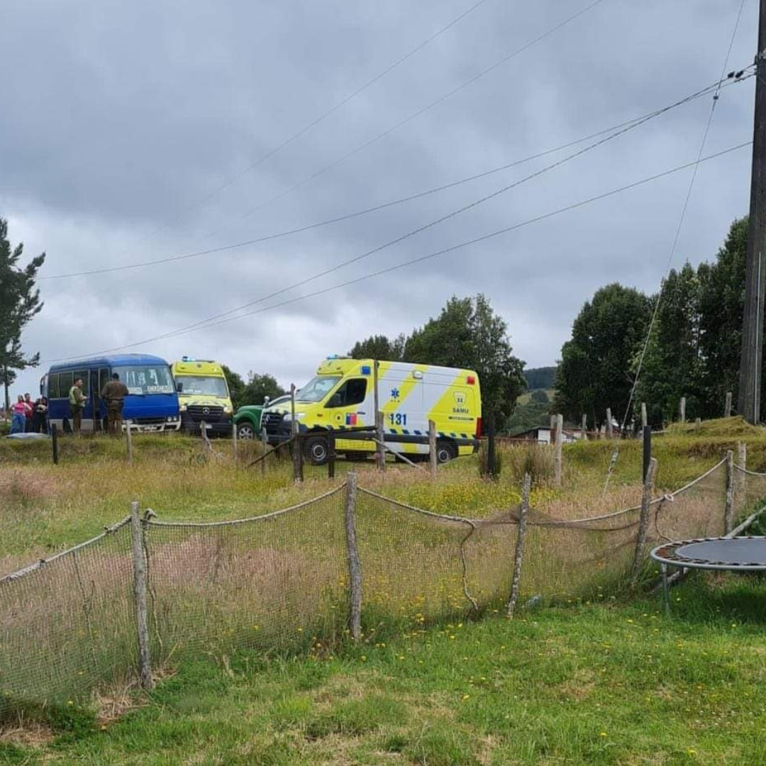 Lee más sobre el artículo Un hombre murió tras ser aplastado por minibús al cual le realizaba reparaciones en la vía en sector Nalhuitad