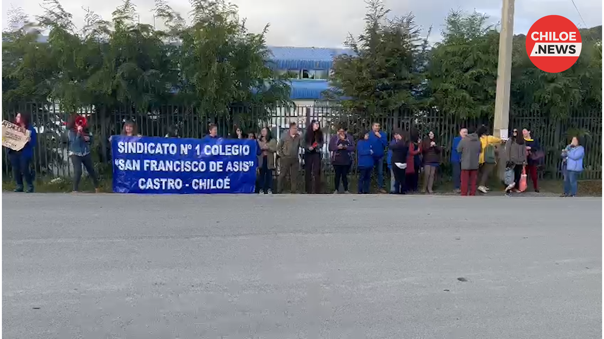 Lee más sobre el artículo Trabajadores de Colegio San Francisco mantienen movilizaciones