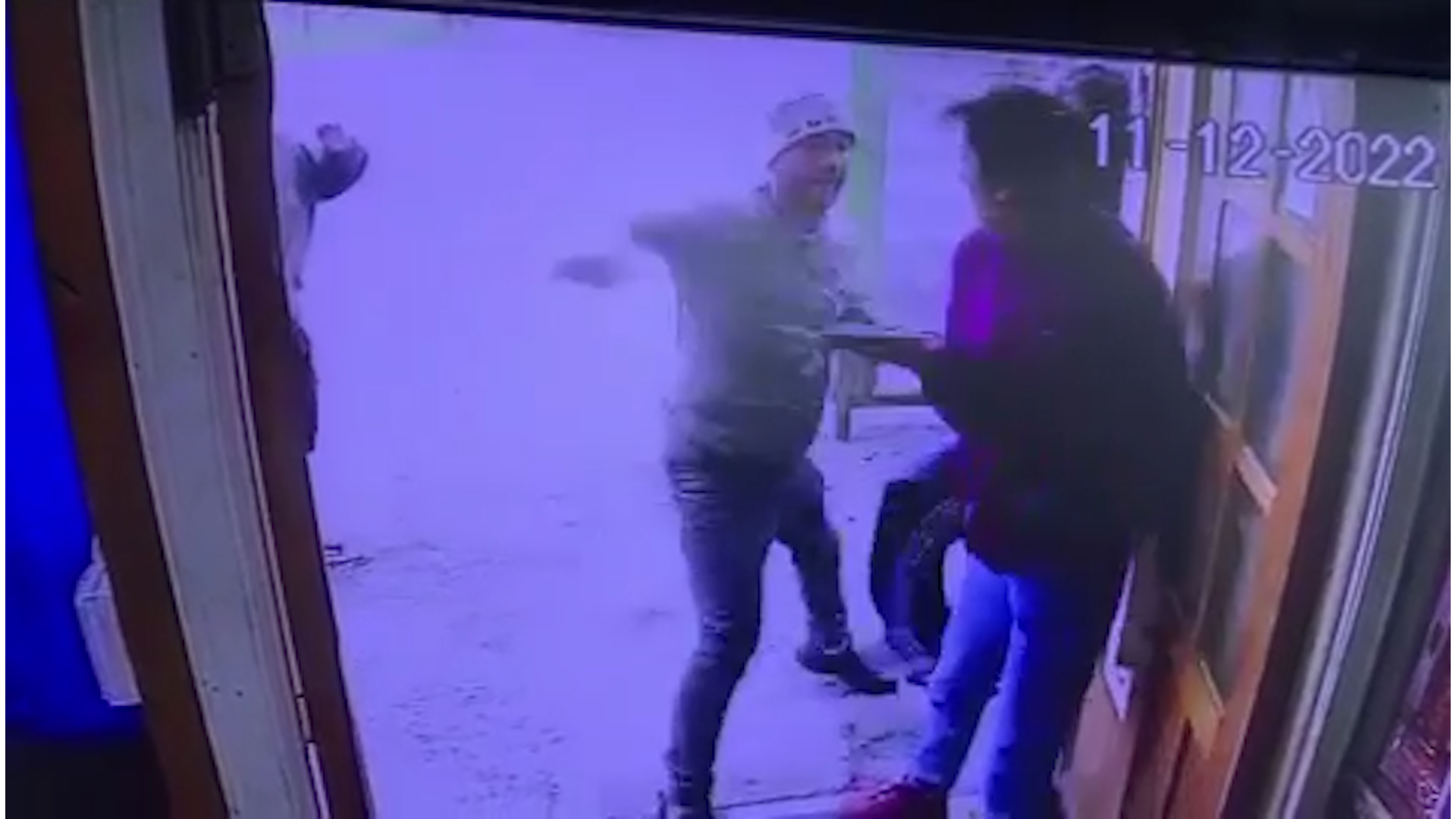 Lee más sobre el artículo En prisión preventiva dejan a sujeto que intentó matar a mujer en Quellón, el imputado mantenía antecedentes de homicidio.