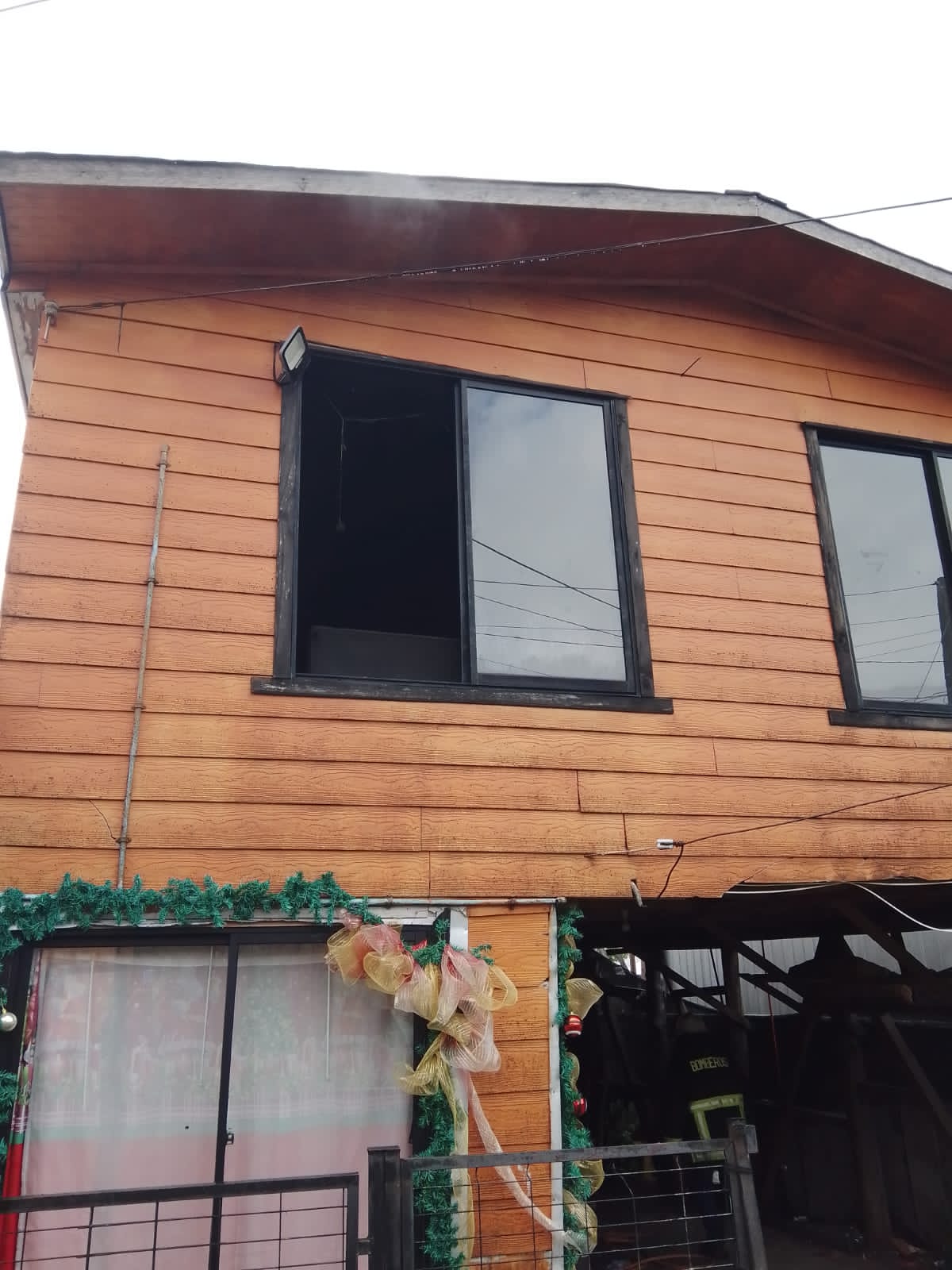 Lee más sobre el artículo En prisión preventiva dejan a imputado por los delitos de Violencia Intrafamiliar e Incendio.