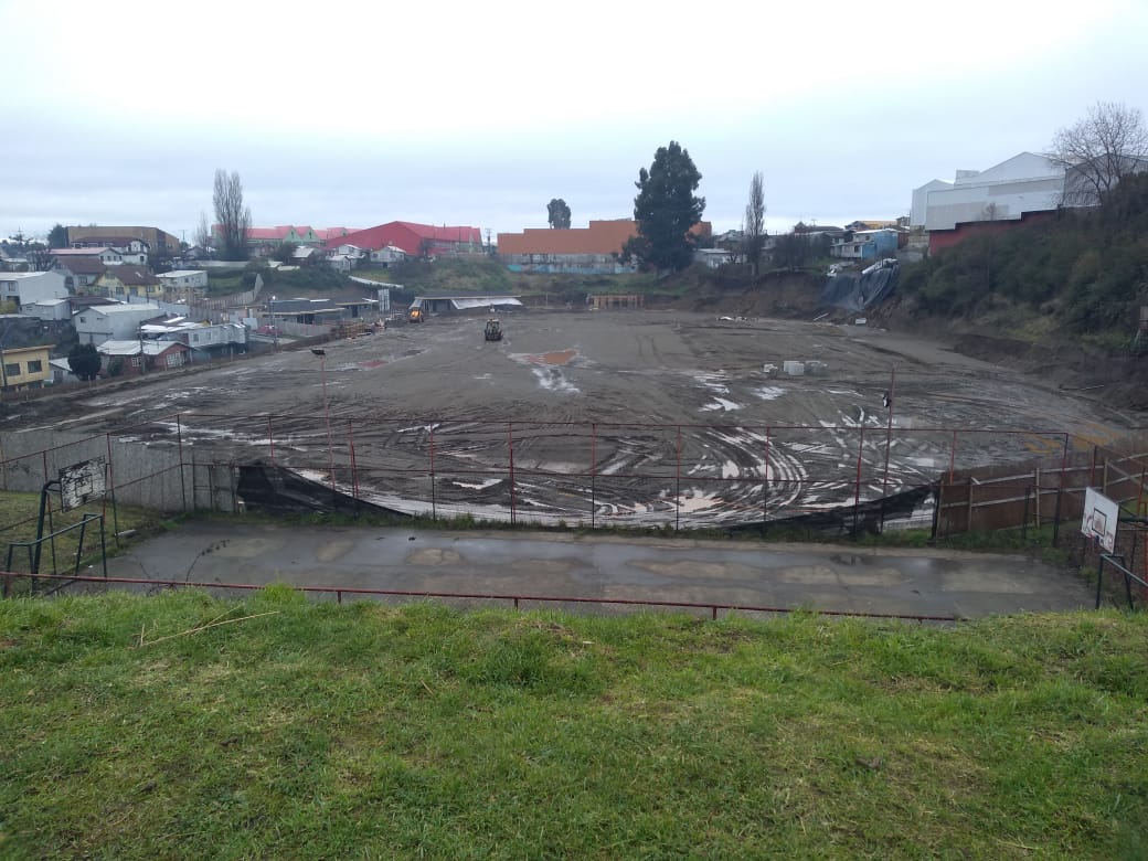 Lee más sobre el artículo El futuro del recinto deportivo de Cancha Rayada: «El estudio de construcción de la muralla se entrega en marzo de este año».
