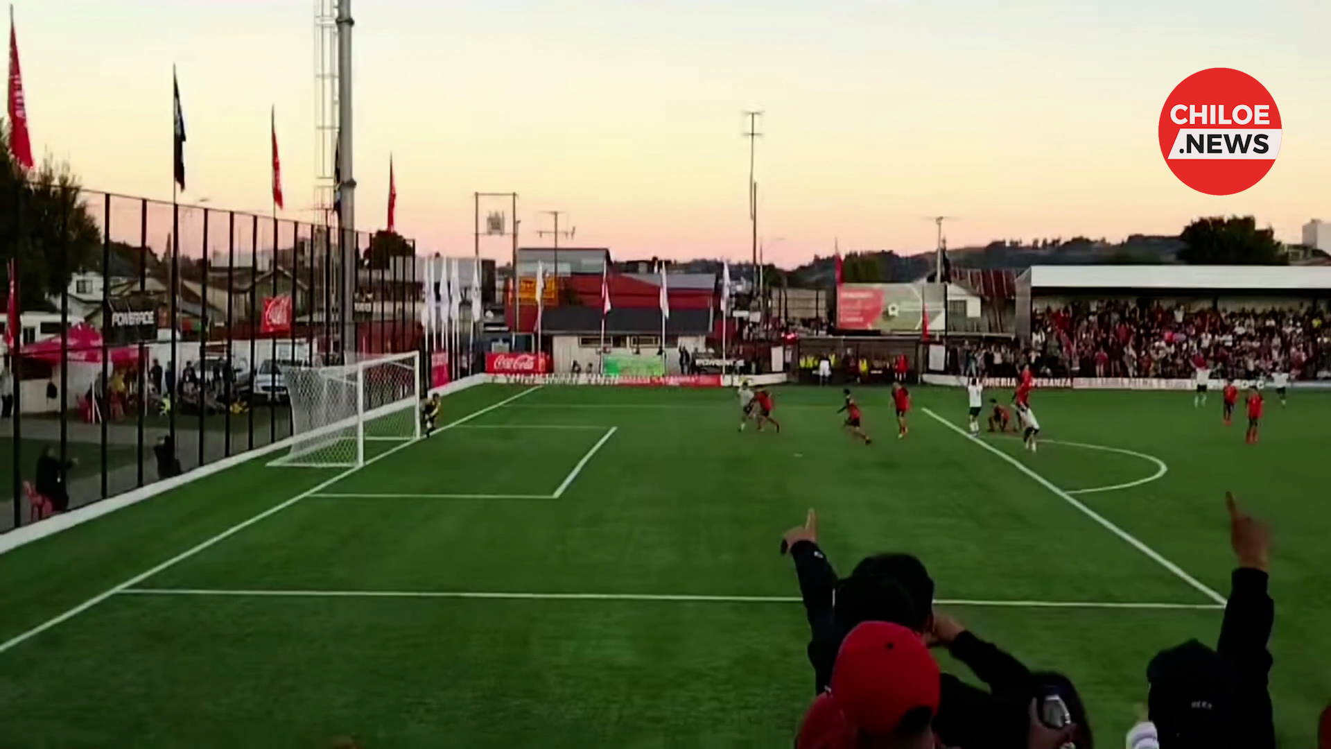 Lee más sobre el artículo ¿Entró o no entró? Con polémico gol Castro se instaló en semifinales del campeonato nacional sub-15