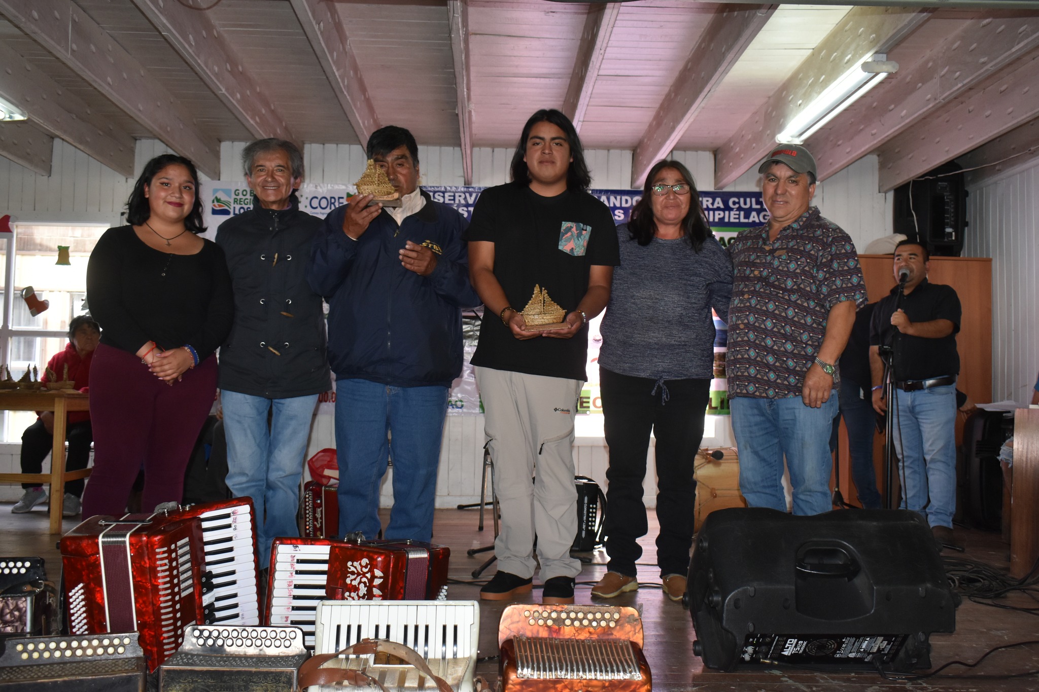 Lee más sobre el artículo Exitosa realización de “acordeonazo” en isla Llingua