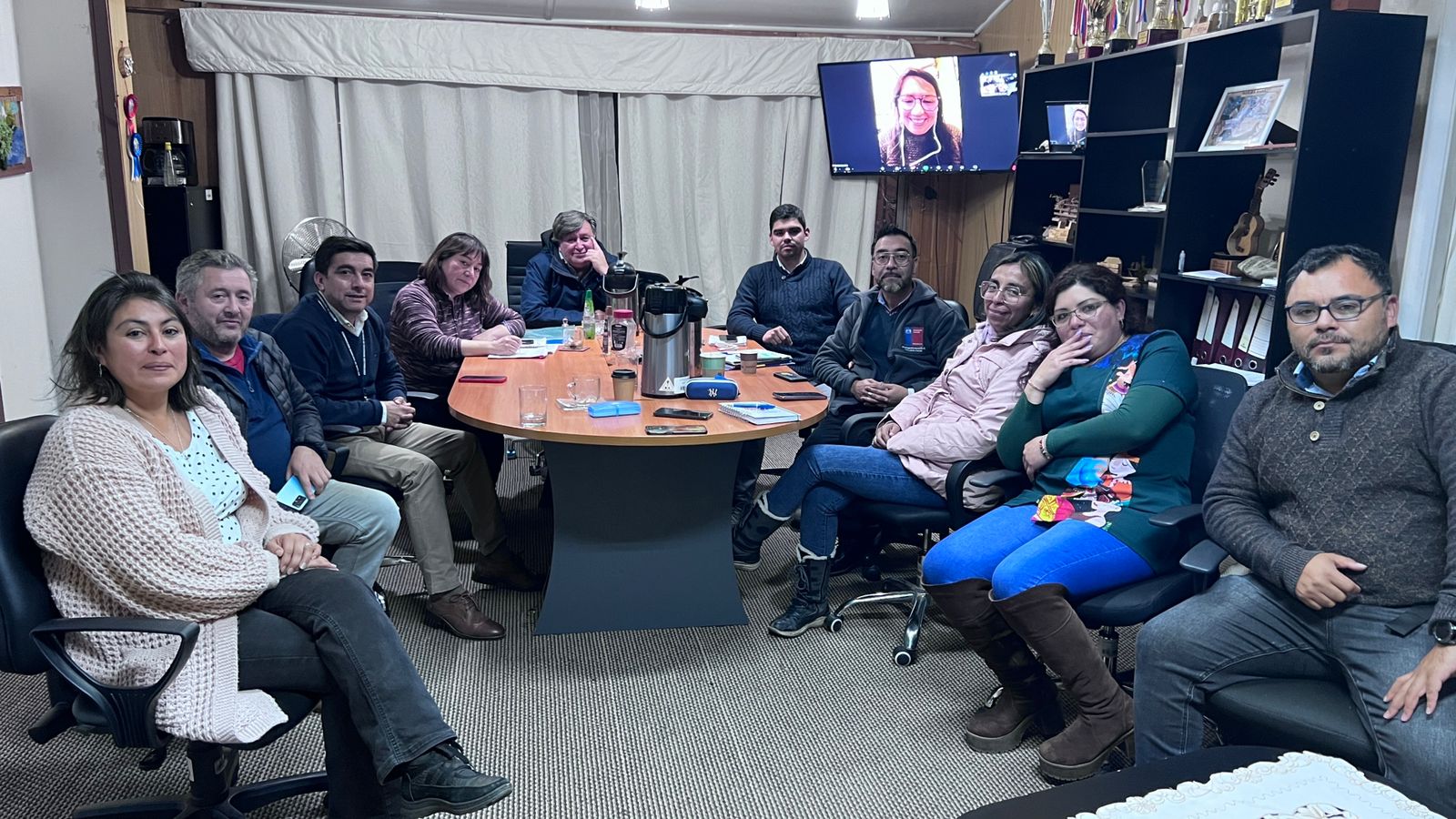 Lee más sobre el artículo Mesa de educación de Quellón llega a acuerdos y plantea posibles soluciones: Se gestionará Leaseback pagar el Bono SAE y cotizaciones adeudadas