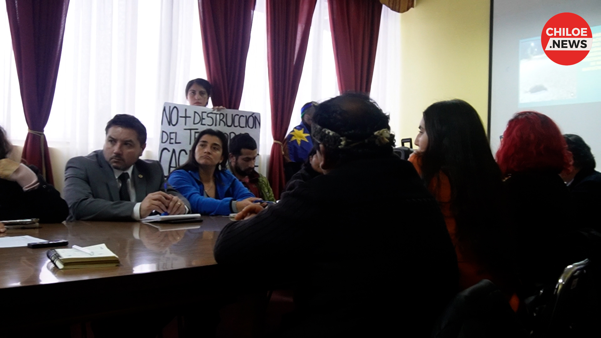 Lee más sobre el artículo Comunidades de pueblos originarios del sector de Apeche piden resguardo de fundo Cacique de la comuna de Queilen