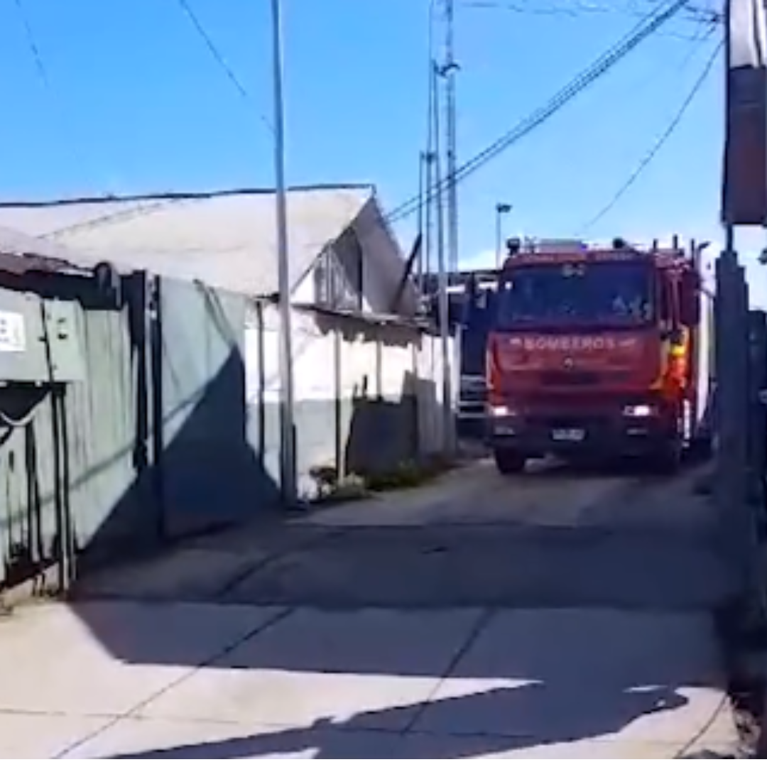 Lee más sobre el artículo Principio de incendio afectó dependencias de la 2° Comisaría de Castro