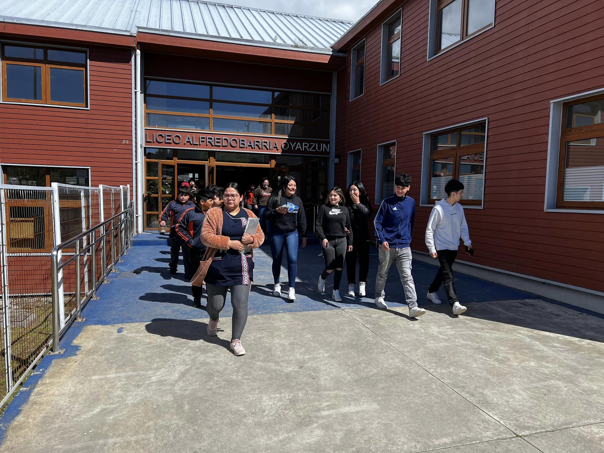 Lee más sobre el artículo Establecimientos educacionales de Curaco de Vélez respondieron de manera positiva al Simulacro de Sismo y Tsunami