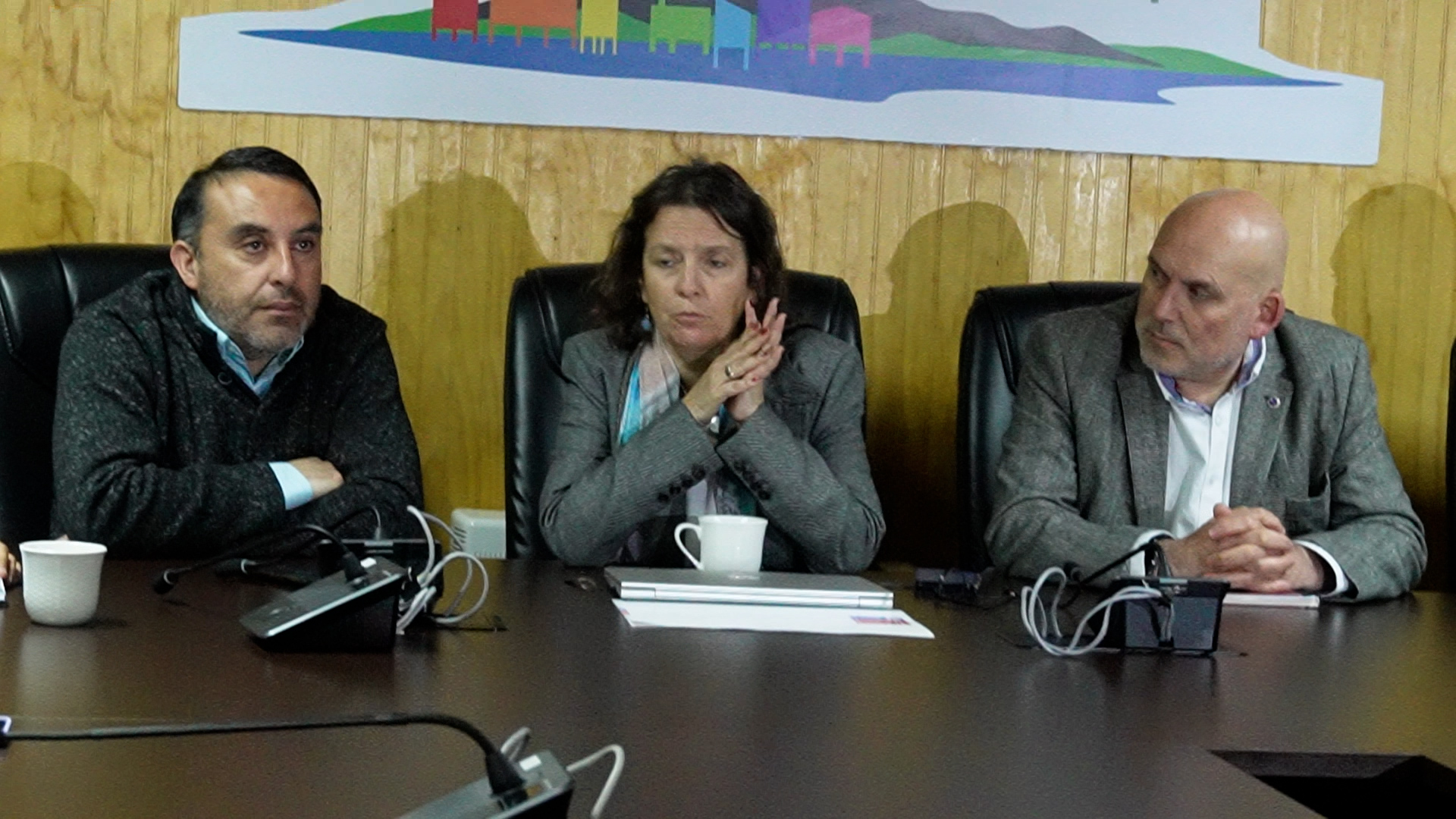Lee más sobre el artículo Avanza la implementación del SLEP en Chiloé: Subsecretaria de Educación se reúne con Gremios y Alcaldes