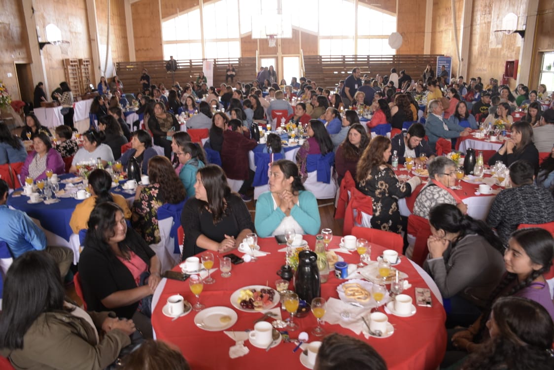 Lee más sobre el artículo Certifican a 435 usuarias/os de programa emprende semilla de Fosis