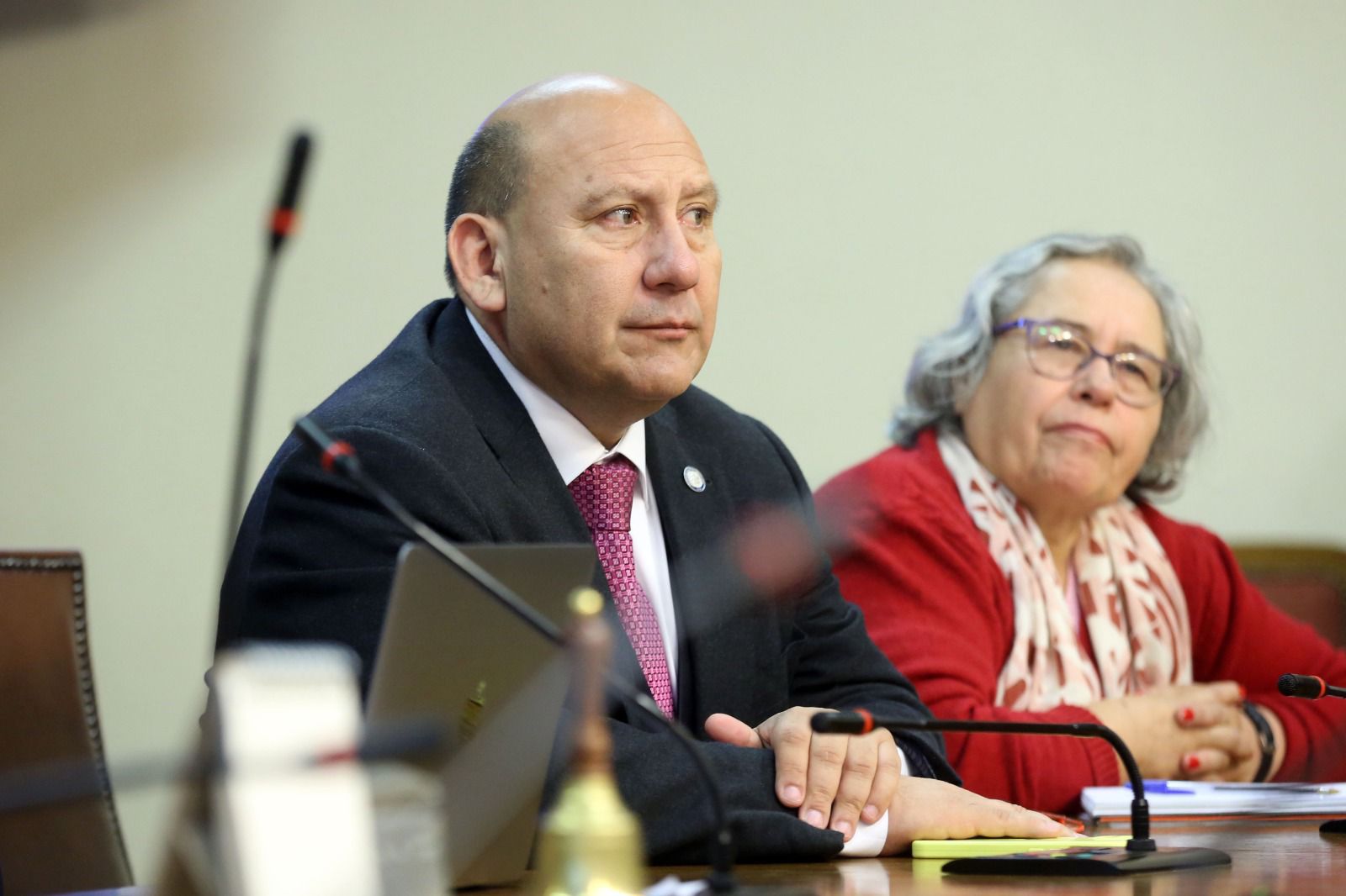 Lee más sobre el artículo «Se han perdido semanas valiosas» Diputado Bórquez critica al Gobierno por demora en la declaración de Escasez Hídrica en Chiloé.