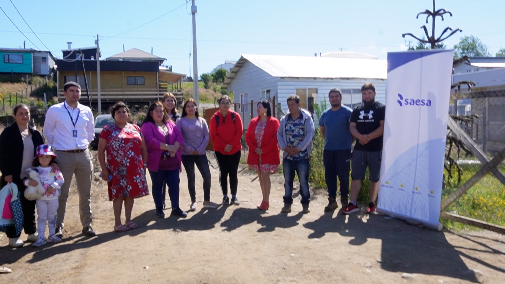 Lee más sobre el artículo Más de 70 familias del sector La Chacra II son integradas a la red de suministro eléctrico