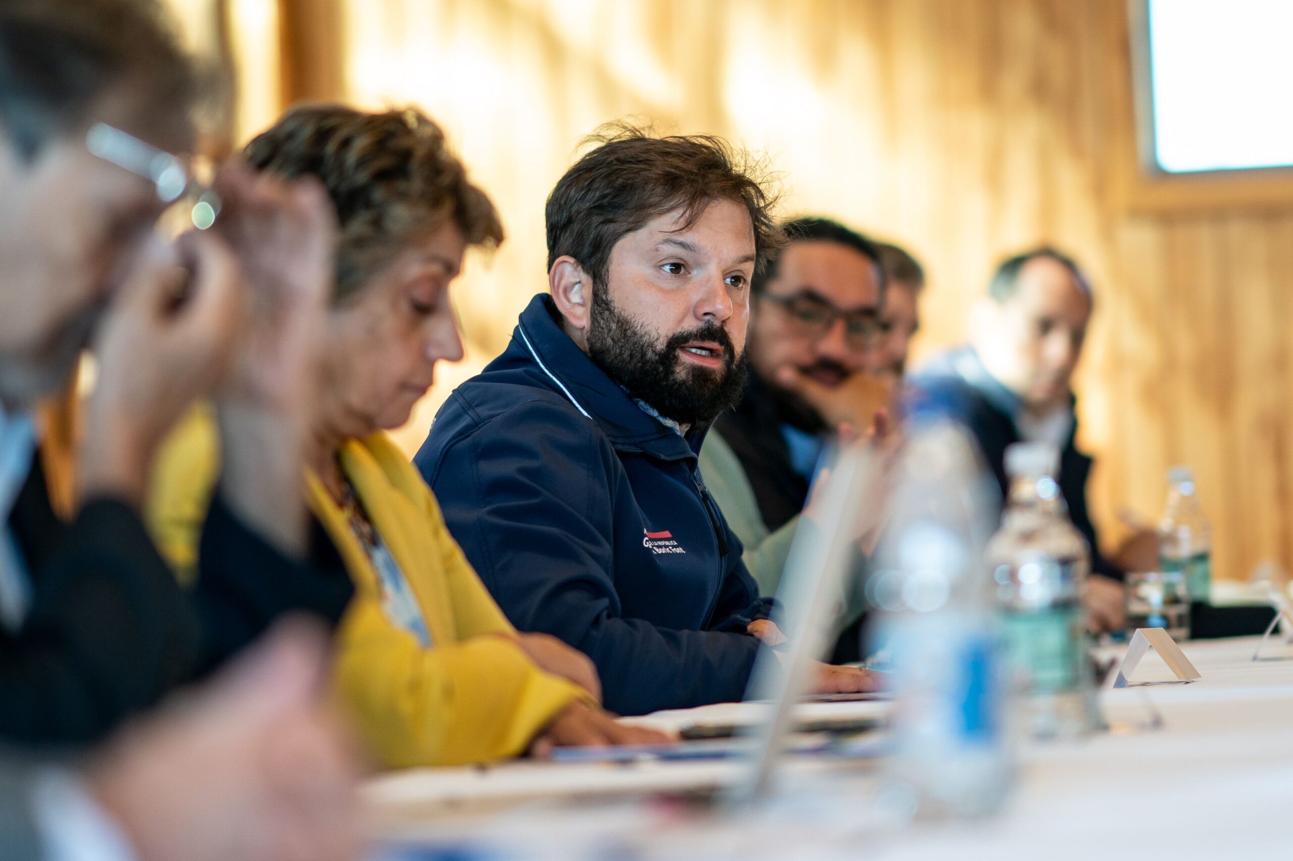 Lee más sobre el artículo #BoricEnChiloé: Sin certezas de fechas de término de los proyectos Presidente Boric finalizó su primer día de visita.