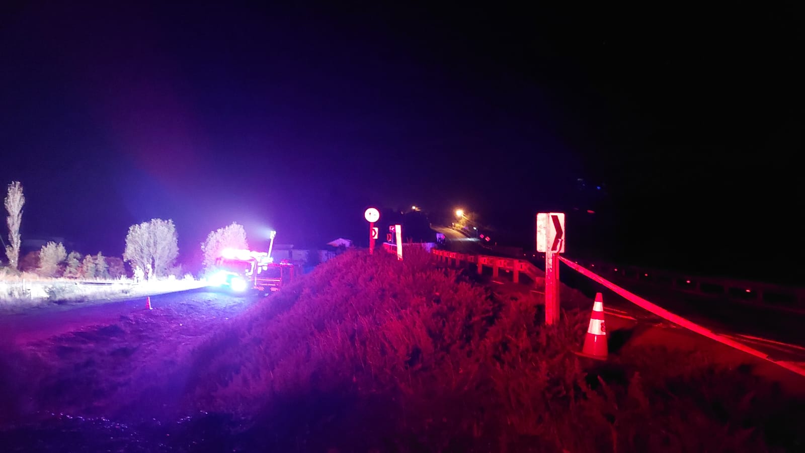 Lee más sobre el artículo Trágico accidente vehicular en Quemchi deja un bombero fallecido