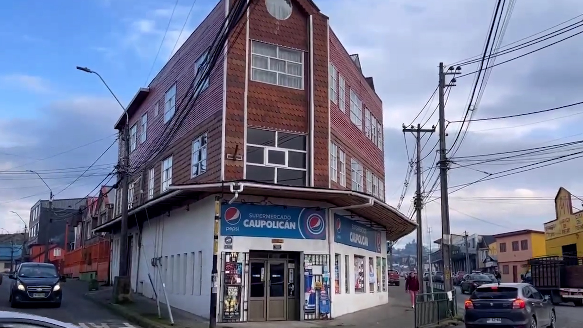 Lee más sobre el artículo Roban conocido supermercado de Castro