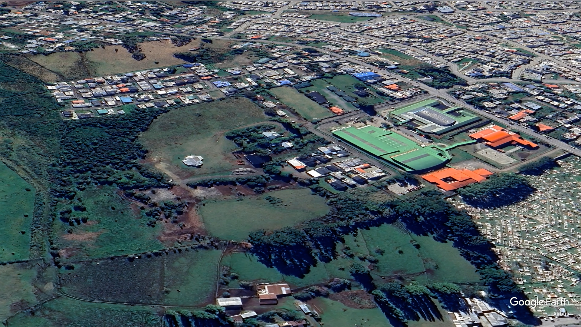 Lee más sobre el artículo Hospital de Castro: Directora del Servicio de Salud confirma terreno definitivo y explica por qué el proyecto anterior no era inviable