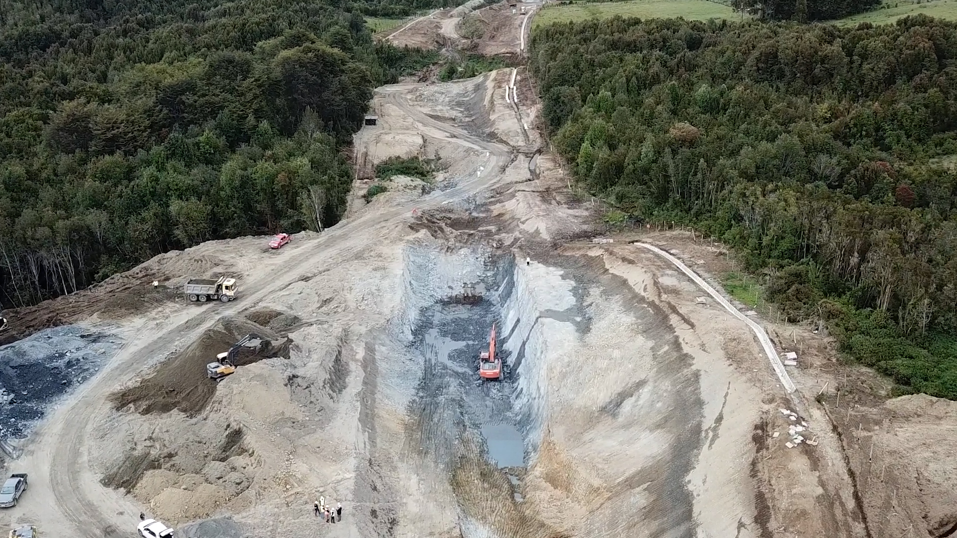 Lee más sobre el artículo Avances en el Bypass de Castro: prometen entrega para junio de 2026