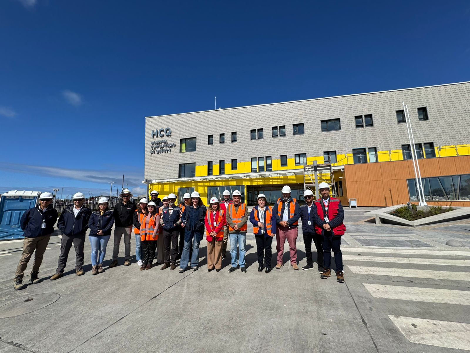 Lee más sobre el artículo Nuevo hospital de Queilen alcanza un 97,49% de avance y se acerca a su apertura