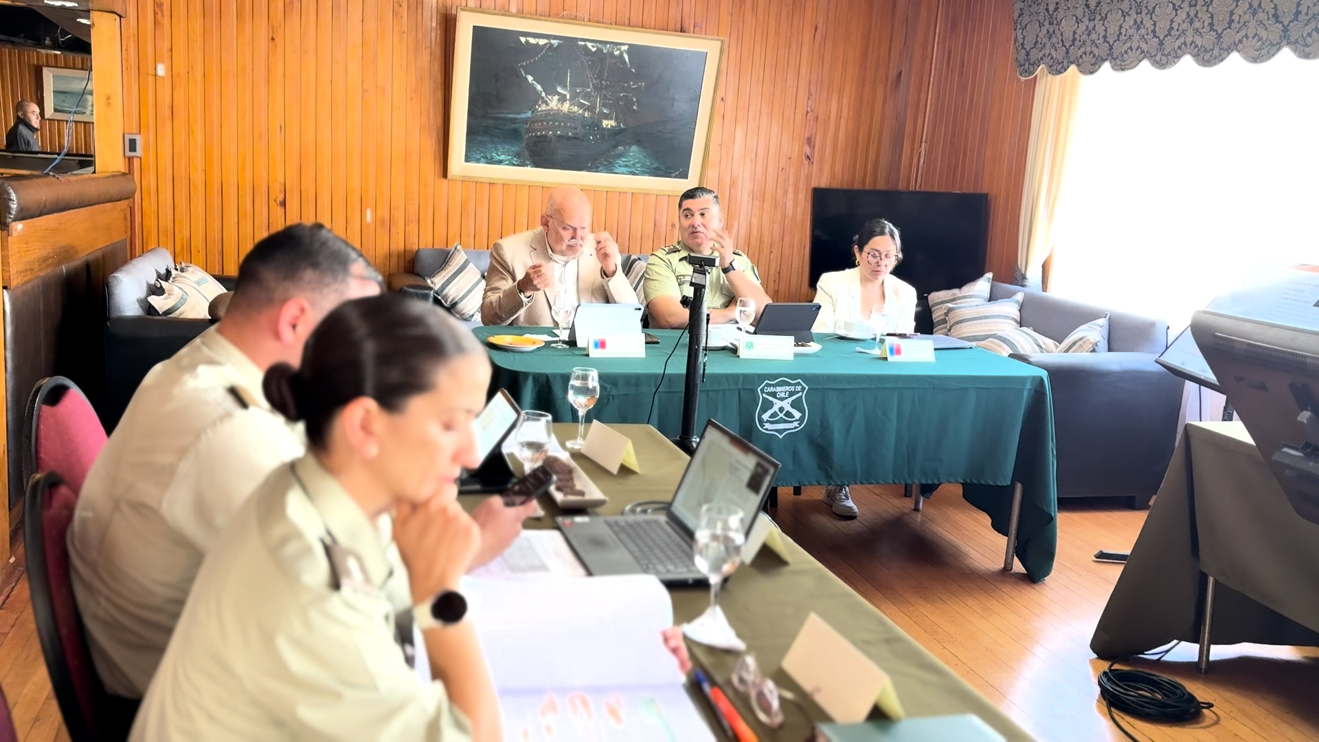 Lee más sobre el artículo Autoridades destacan baja en delitos y fortalecimiento de la seguridad en Chiloé