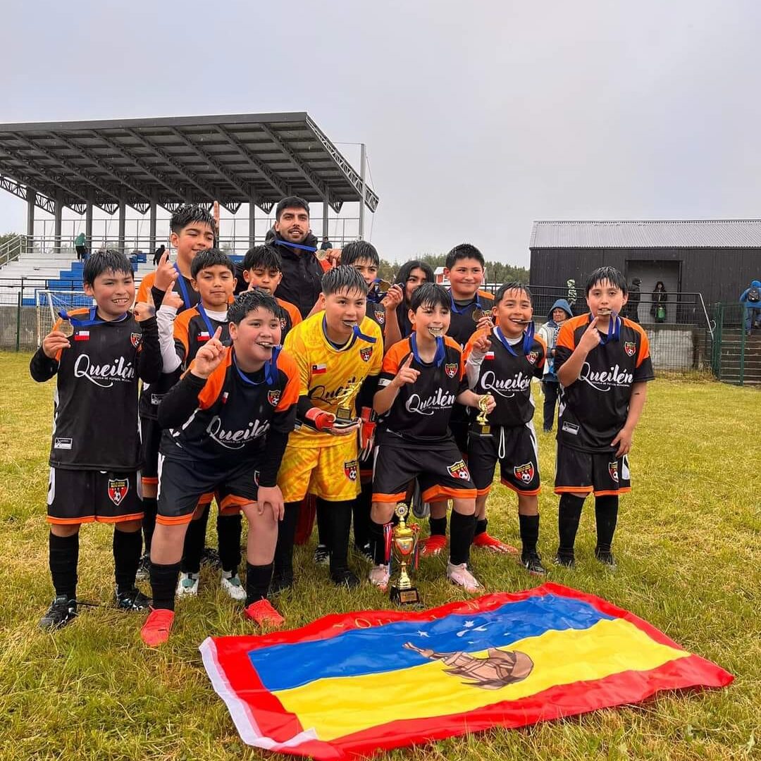 Lee más sobre el artículo Fiesta del Fútbol Formativo Corona a Campeones en Vibrante Jornada Final en Huyar