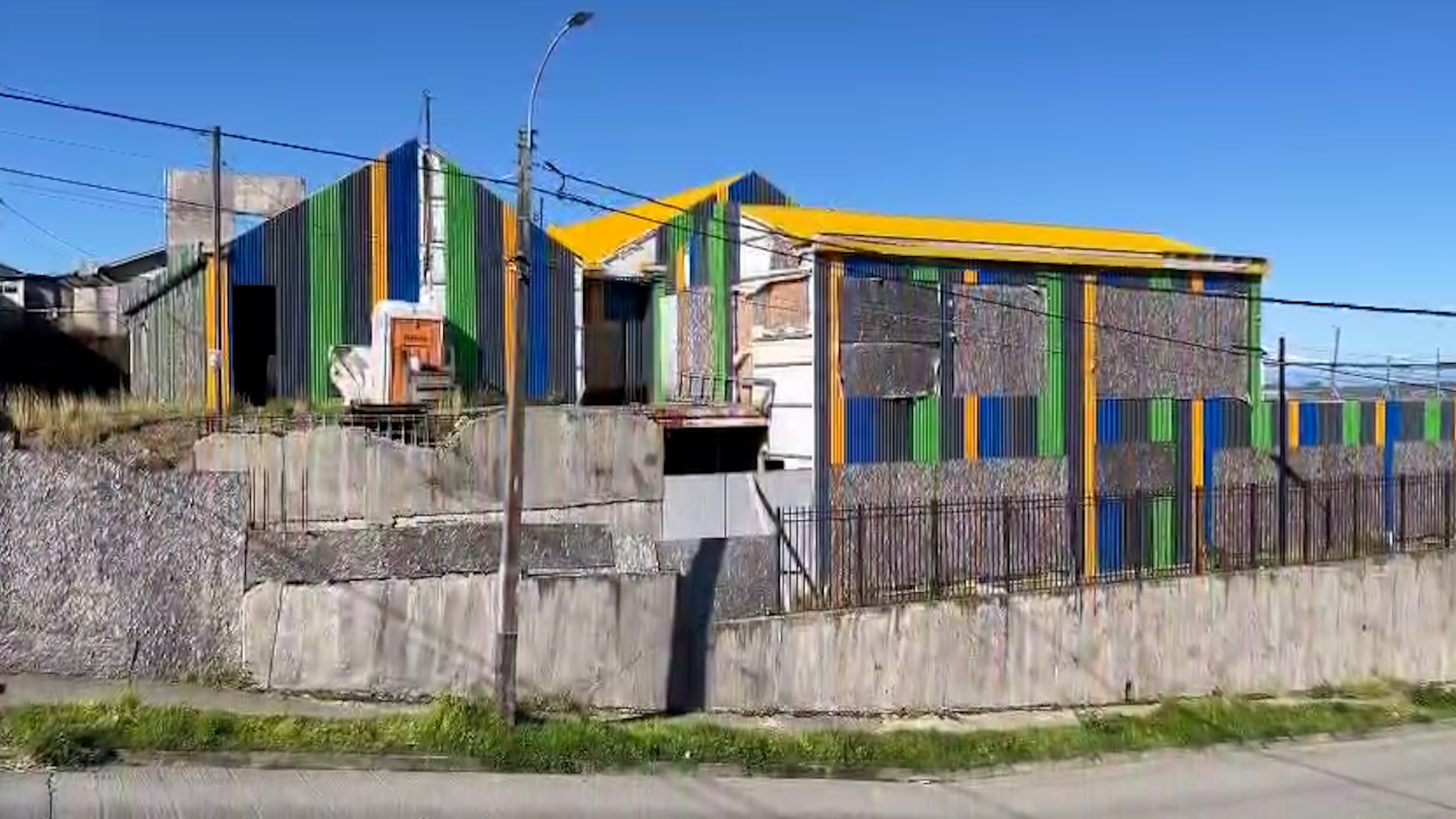 Lee más sobre el artículo Tras más de una década de espera retomarán obras de Jardín infantil Villa Aytué en Quellón.