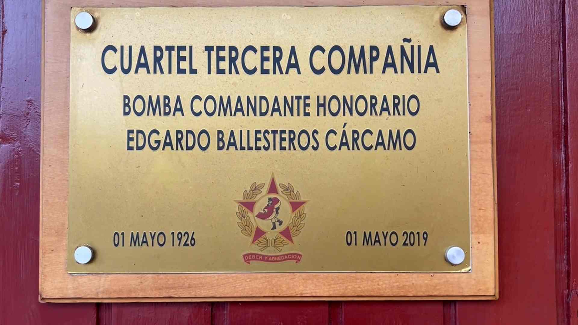 Lee más sobre el artículo La Tercera Compañía de Bomberos de Castro celebra 99 años con la mirada puesta en el centenario y la renovación de su cuartel