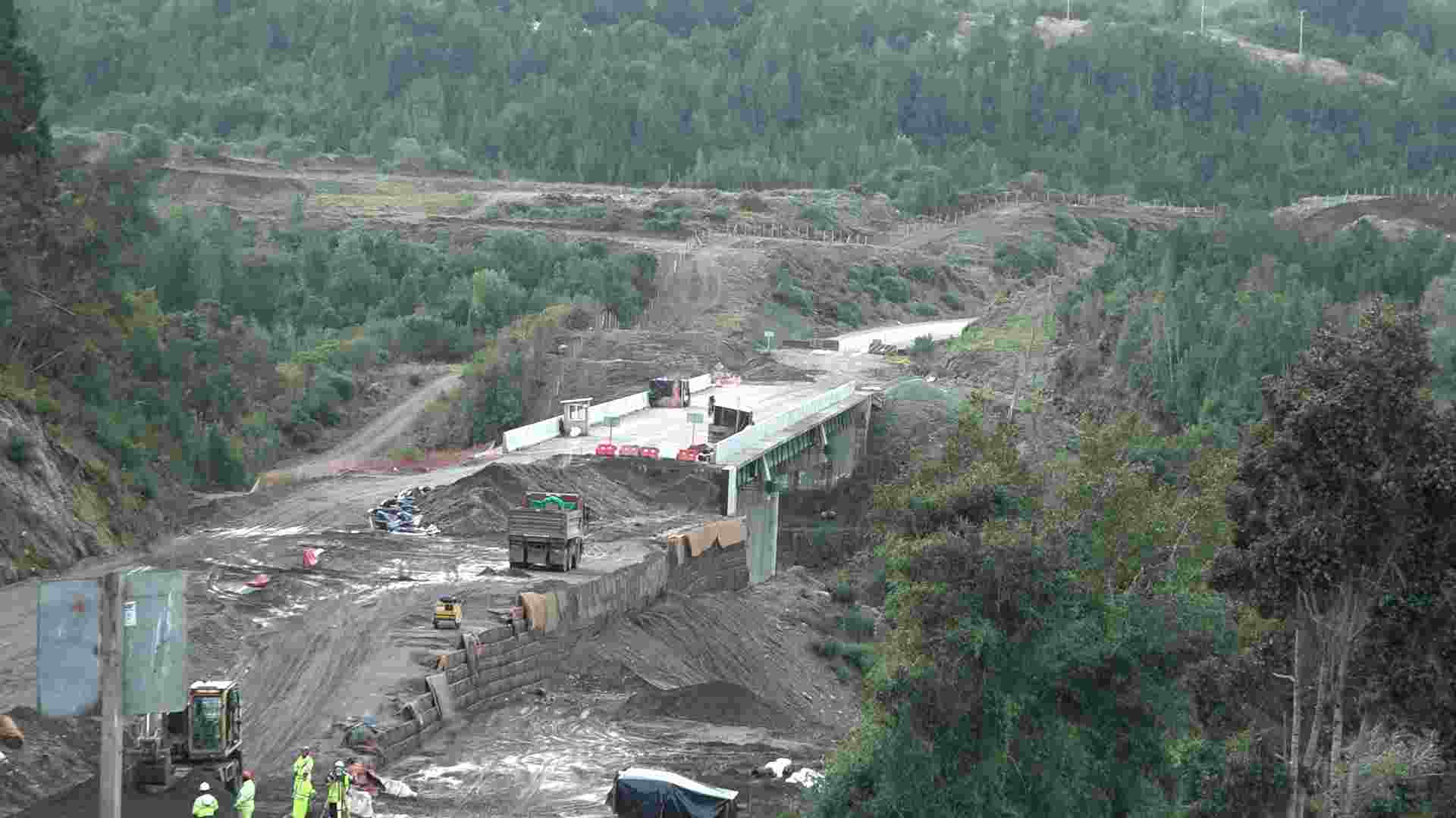 Lee más sobre el artículo Gobierno cifra en 35% de avance de Bypass de Castro: Obras culminarían en junio de 2026