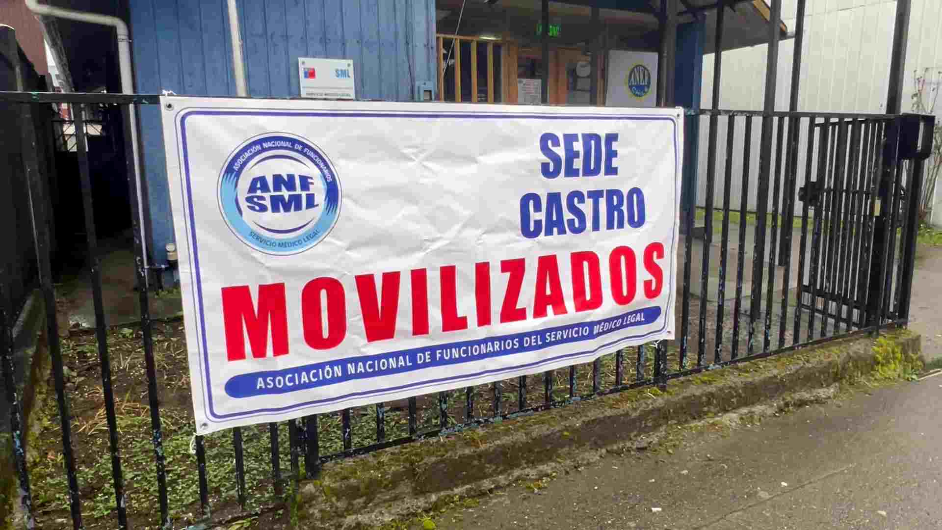 Lee más sobre el artículo Funcionarios del Servicio Médico Legal inician movilización por demandas nacionales y locales