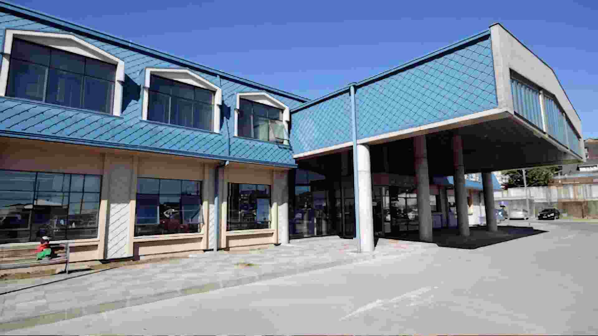 Lee más sobre el artículo Detenido agrede a Carabinero en Castro, provocándole fractura nasal