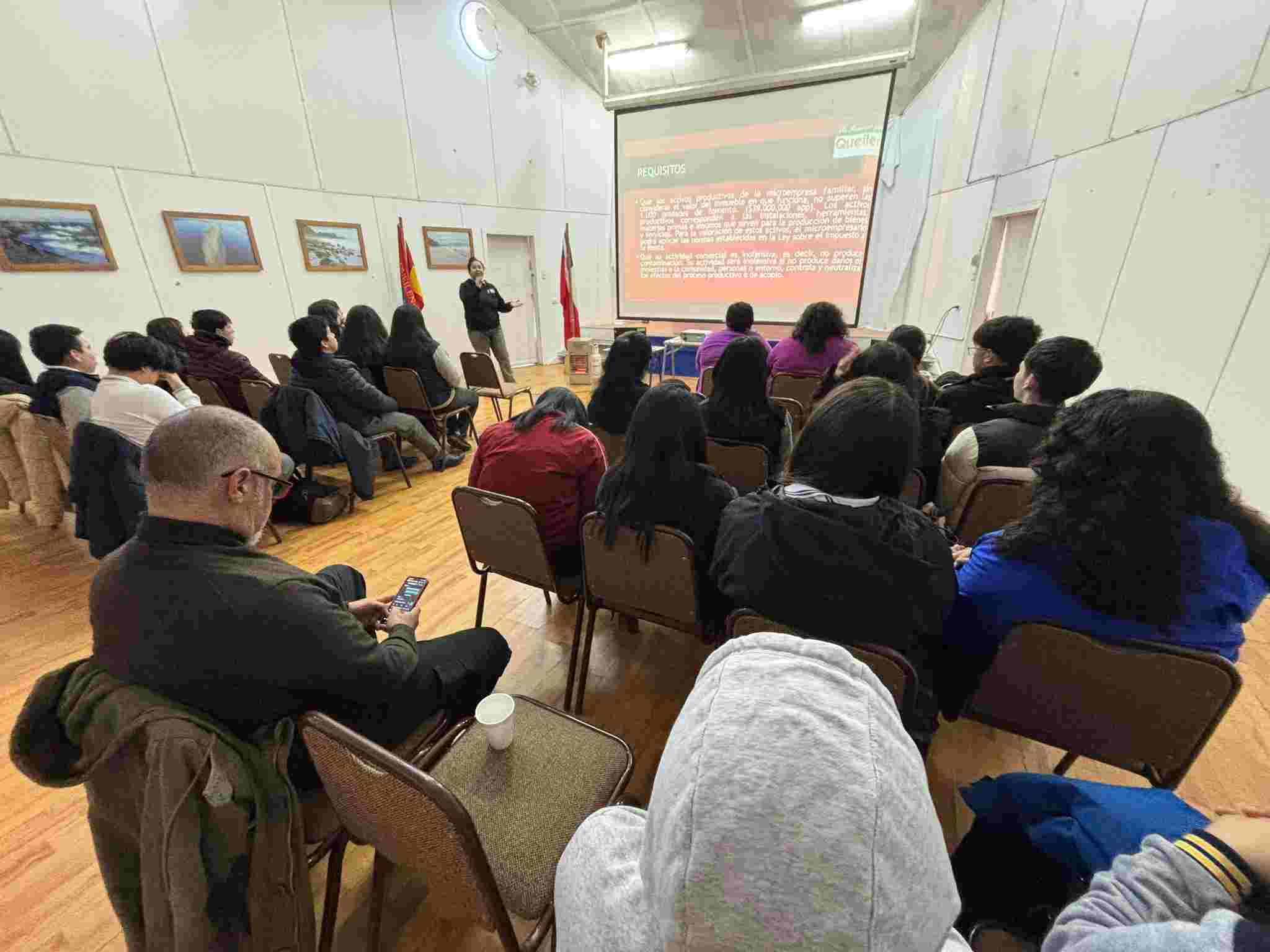 Lee más sobre el artículo Queilen Celebra el Día Mundial del Turismo con Enfoque en la Asociatividad Local