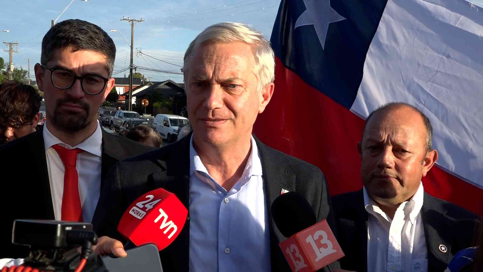 Lee más sobre el artículo Kast y Chiloé Región: “No tenemos tiempo para esas discusiones pequeñas”