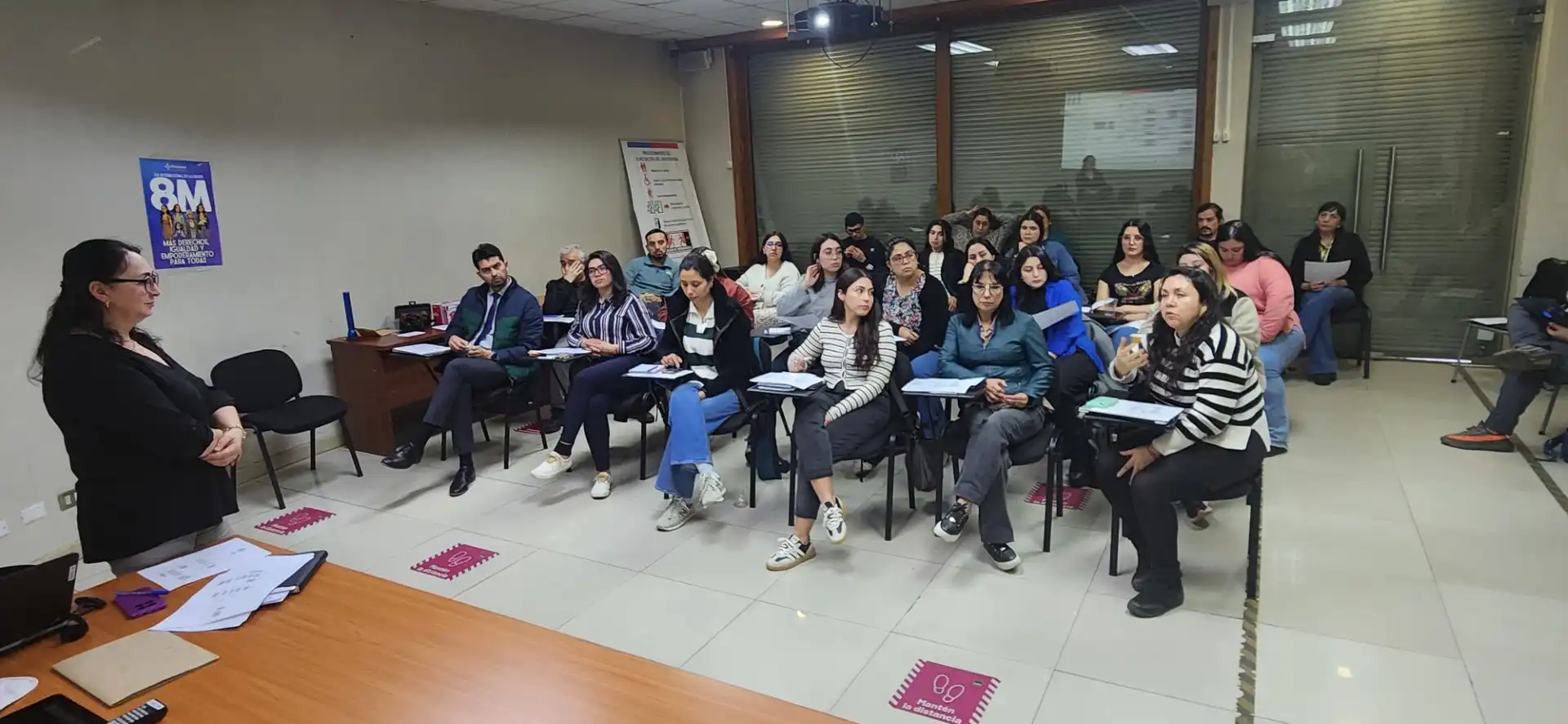 Lee más sobre el artículo Profesionales clínicos fortalecen competencias para continuar mejorando la atención a víctimas de violencia sexual en la Red Asistencial de Chiloé.