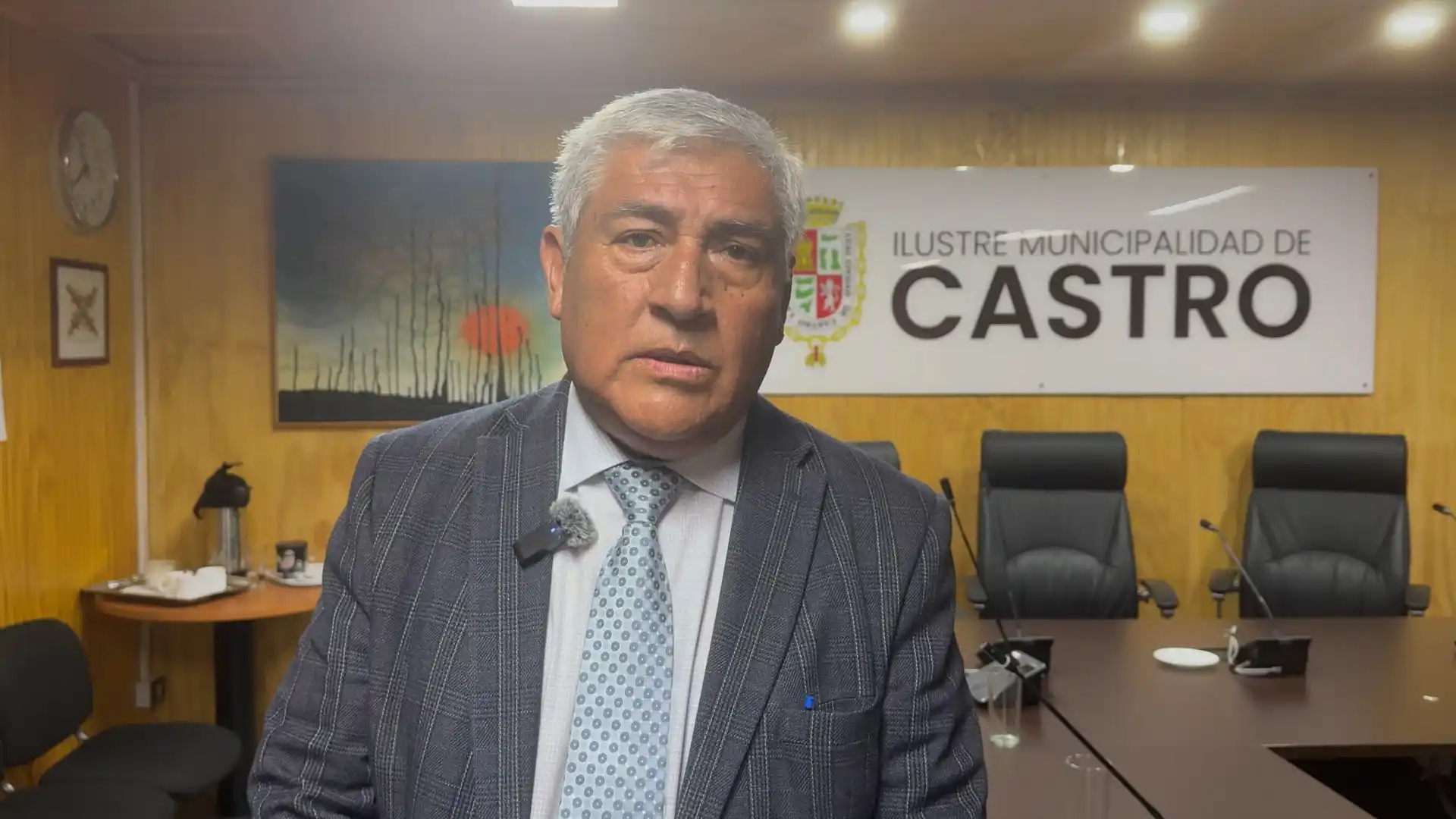 Lee más sobre el artículo Municipio de Castro gestiona ante el SLEP continuidad de la Peña Coché Molina en su sede histórica