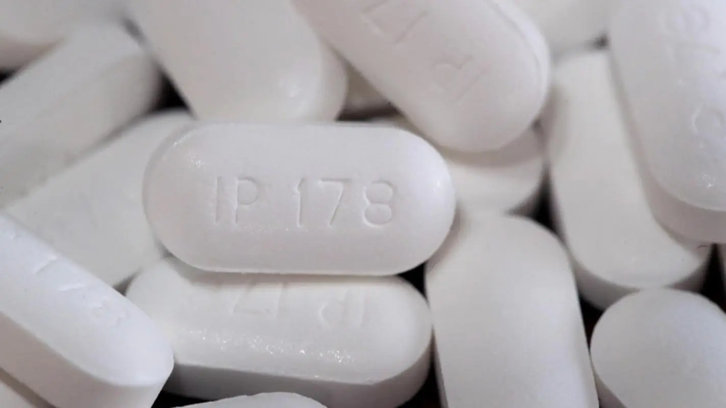 Lee más sobre el artículo Salud Municipal de Castro garantiza seguridad en su stock de fármacos tras alerta nacional por Metformina