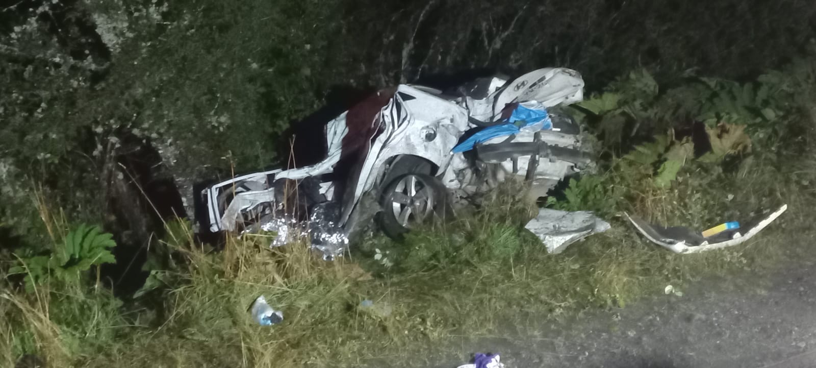 Lee más sobre el artículo Trágico accidente en Quellón deja un fallecido y un herido de gravedad en el sector de Chadmo Central