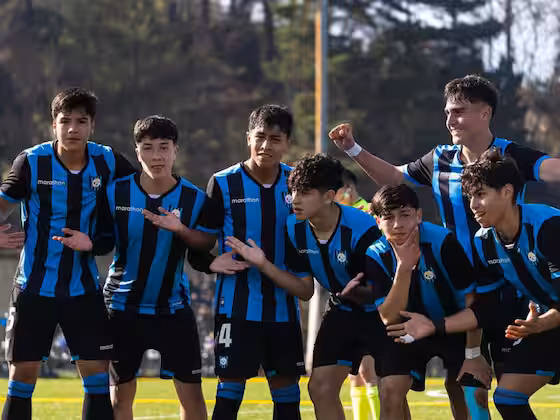 Lee más sobre el artículo Luto en el fútbol chileno: Huachipato lamenta el fallecimiento de un jugador de su categoría Sub-15